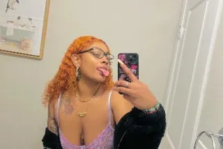 Onlyfans Creator @ Honeyycaake... - Image 2